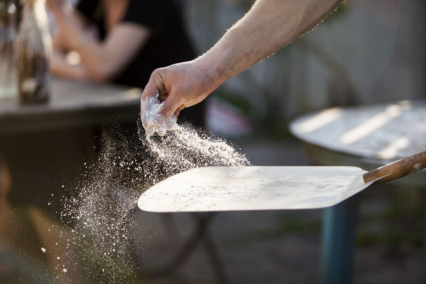 pizzabrett for å skyve inn i ovn